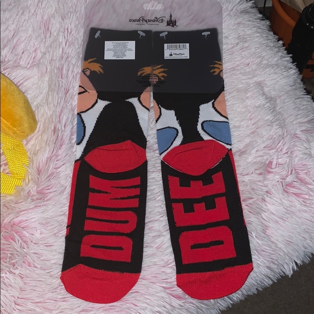 Alice In Wonderland’s Dee and Dum Twins Socks - Picture 2 of 4
